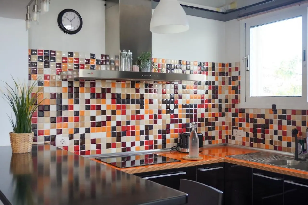 Апартаменты Modern House In Bajamar Бахамар